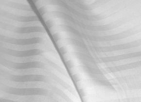 postelnoe_belye_satin_zhakkard